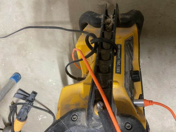 Best Jobsite Radio Review 2026: DeWalt vs. Makita vs. Milwaukee From a Journeyman img 4560